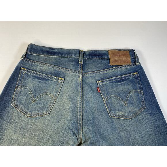 Vntg Levis Jeans Mens 34x33 Blue 527 Low Bootcut Distressed Denim Y2K Baggy - Picture 8 of 9